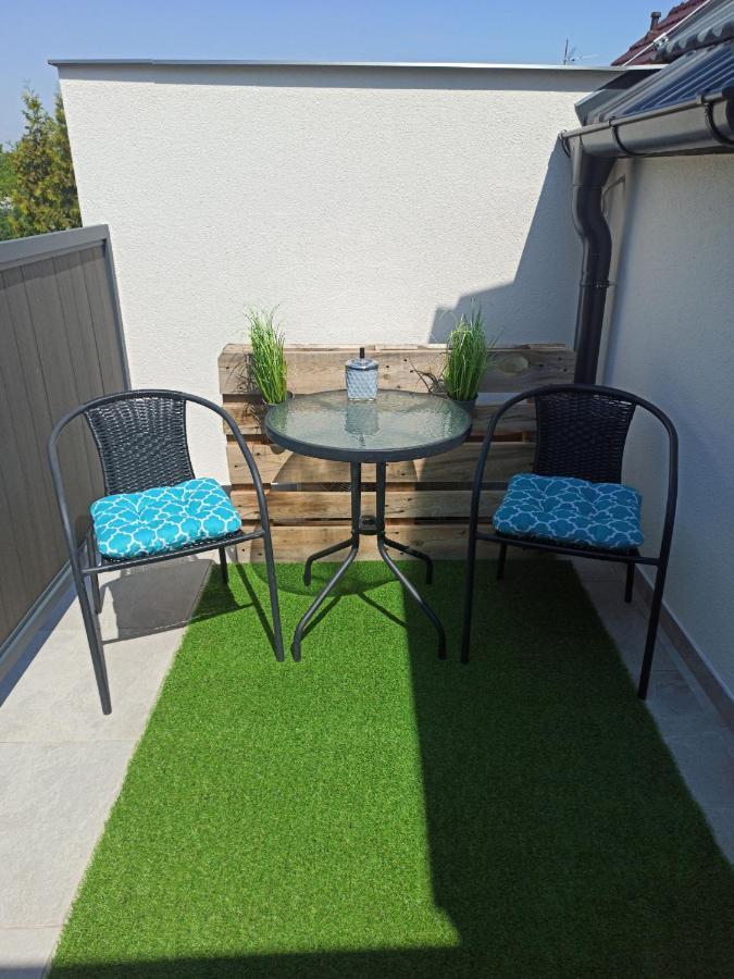 Familly Apartmens בית אירוח