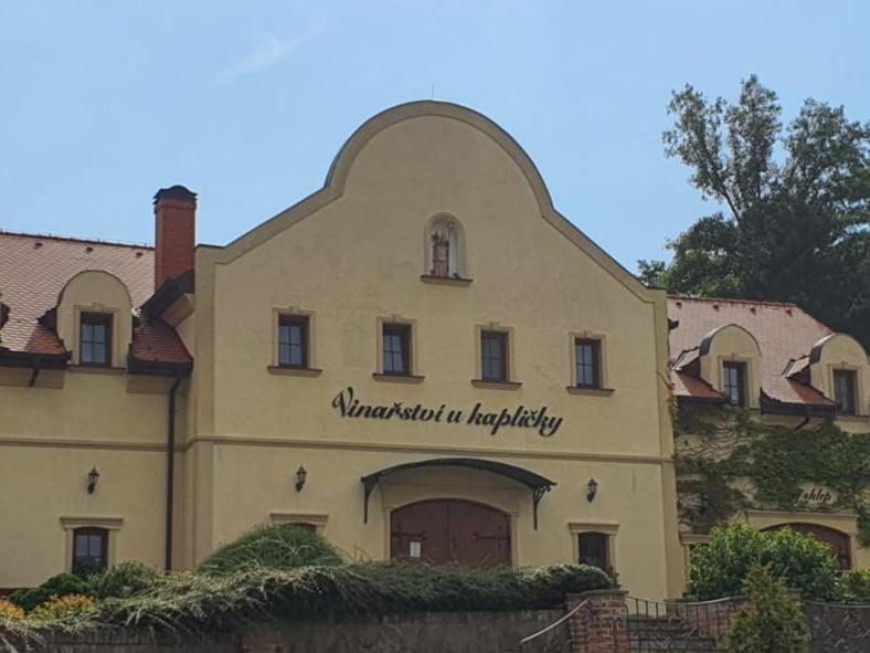 Familly Apartmens * Dolni Dunajovice